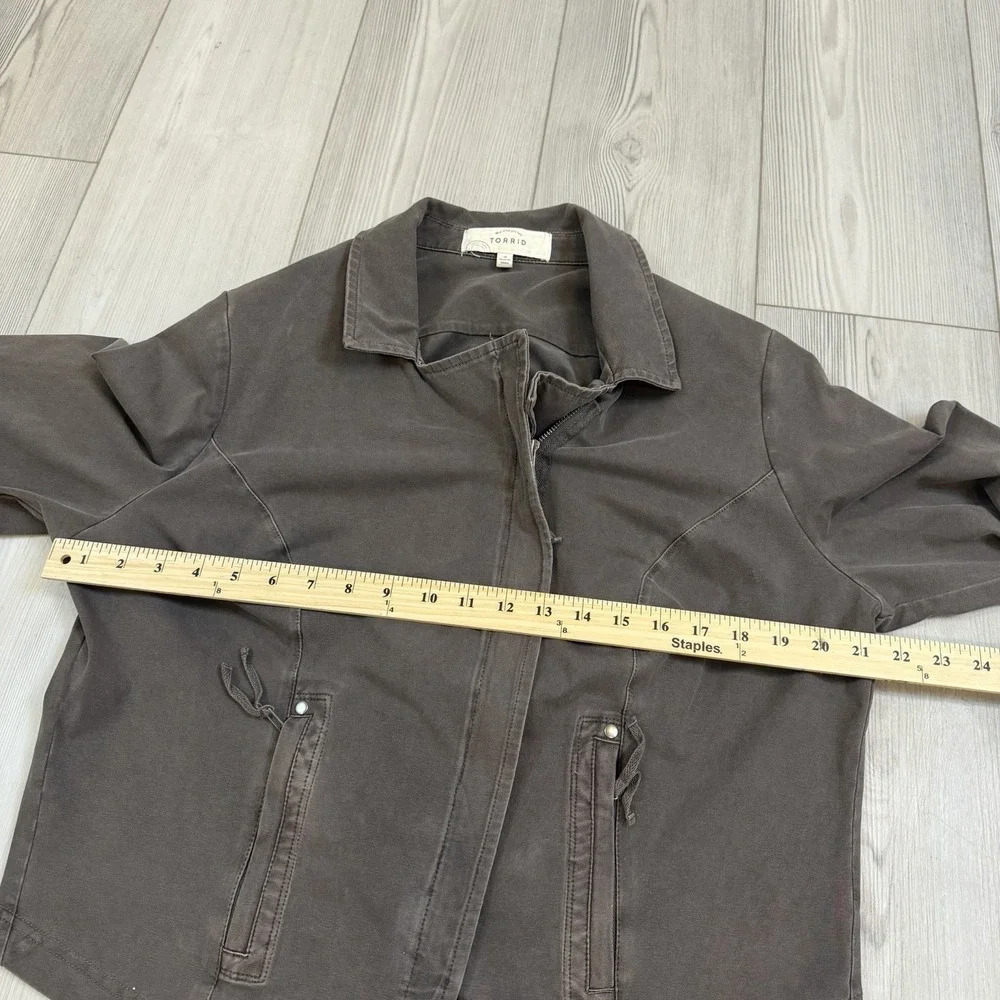 Torrid 2X Denim Moto Jacket Taupe Brown Earthy Boho Goblin Granola‎ Rustic